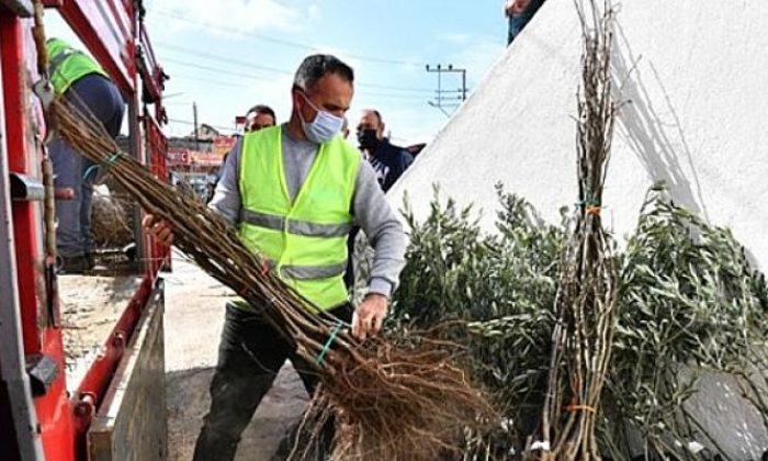 2021 yılının ilk fidanları üreticiyle buluştu