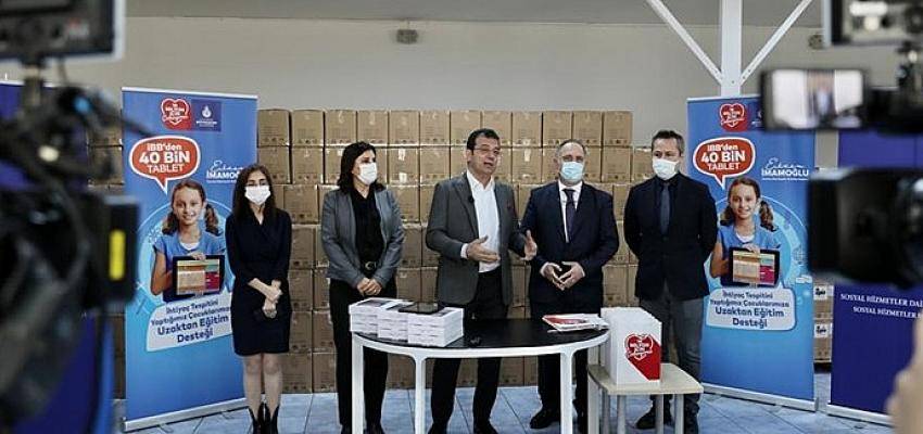 40 Bin tablet dağıtımını başlatan Başkan İmamoğlu: ‘Zor günleri dayanışmayla aşacağız.’