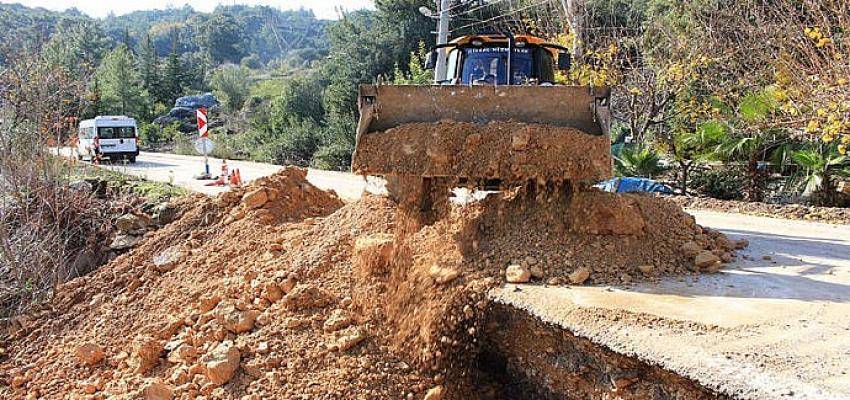 Antalya Büyükşehir Belediyesi’nden Kumluca – Yazır yolunda çalışma
