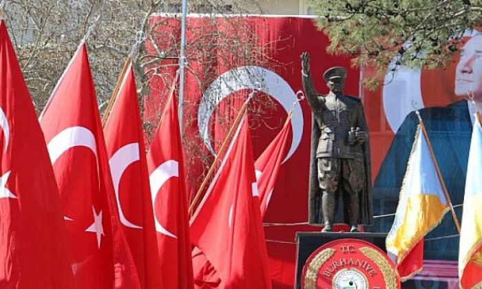 ATATÜRK’ün Burhaniye’ye Gelişi Kutlandı