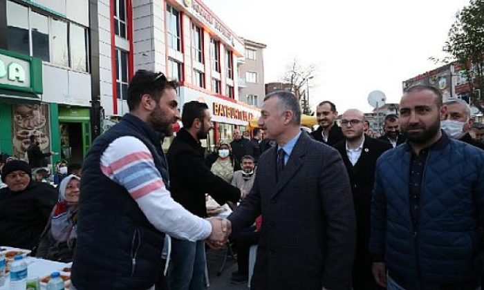 Başkan Büyükakın, ”Rabbim bizi Ramazan’a kavuşturduğu gibi Bayrama da kavuştursun”