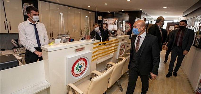 Başkan Soyer’den, İzmir Eczacı Odası’na teşekkür ziyareti