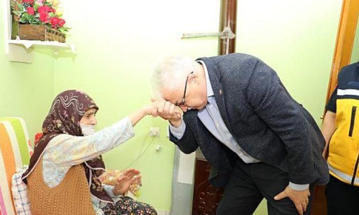 Burhaniye’de Yalnız Değilsiniz