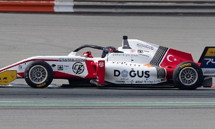 Cem Bölükbaşı Formula 3’te başarılı performansını sürdürüyor