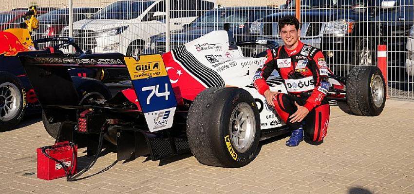 Cem Bölükbaşı Formula 3’te ilk 10’da!