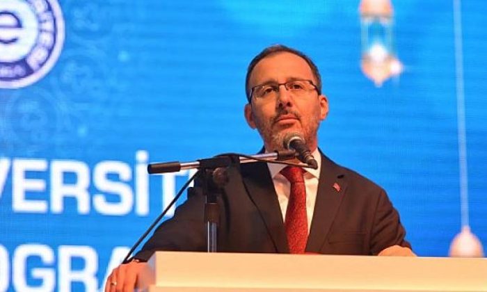 Ege Üniversitesinin gönül sofrasına Bakan Kasapoğlu da katıldı