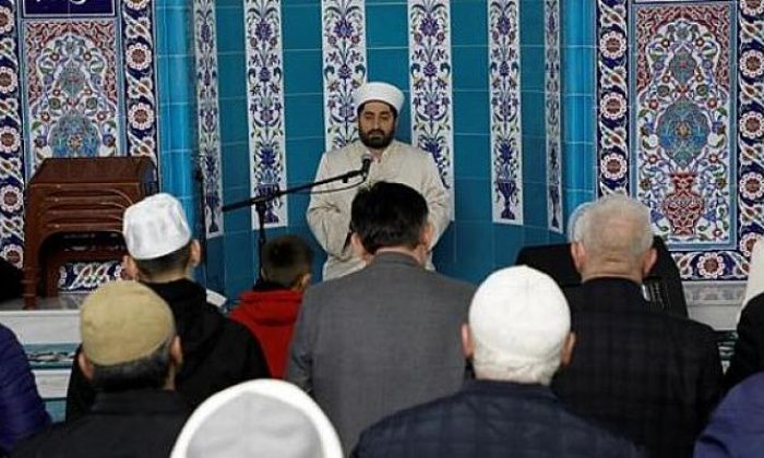 Hafız Ali Derman Teravihte İnegöl Cemaati İle Buluştu