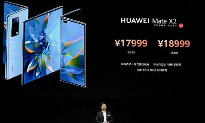 HUAWEI, inovasyon liderliğinin kanıtı Mate X2’yi tanıttı