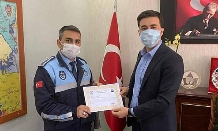 Karaisalı’da Zabıtalara Başarı Belgesi Verildi