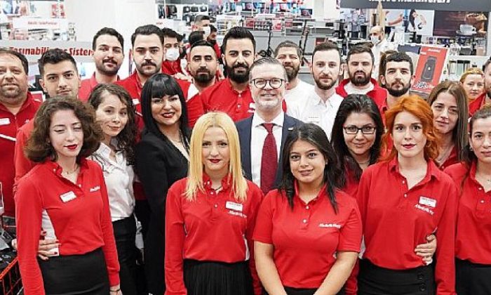 MediaMarkt Kartal İstMarina AVM’de mağaza açtı