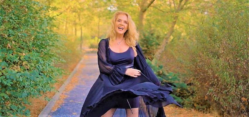 Rüya Ersavcı ‘Peri Masalı’ ile müzik dünyasına geri döndü