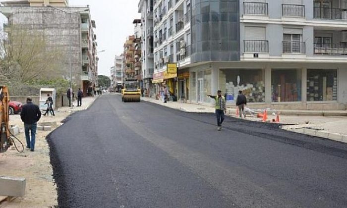 Seferihisar’da asfalt seferberliği başladı