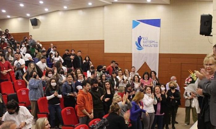 Türk tiyatrosunun dev ismi Nevra Serezli, iletişimcilerle bir araya geldi