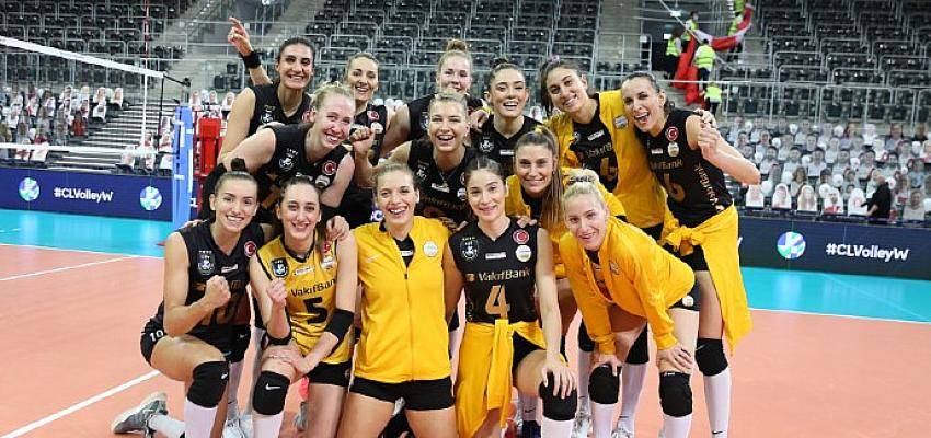 VakıfBank, Polonya’da avantaj peşinde