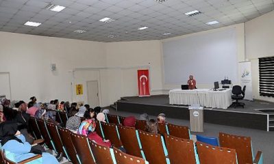 Van Büyükşehir’den ‘Bilinçli Medya Kullanımı’ Semineri