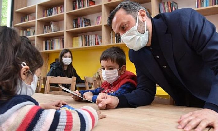 Yüreğir’de 40 Mahalleye 40 Kütüphane