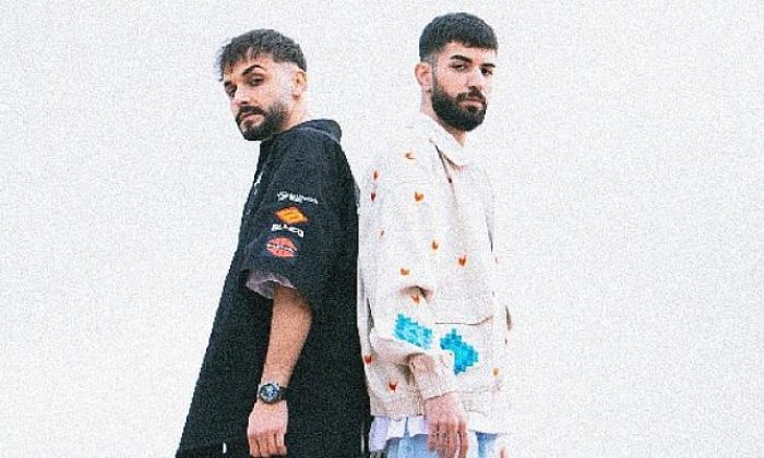 SEFO & Revart – Yarım Kalır ile zirvede!