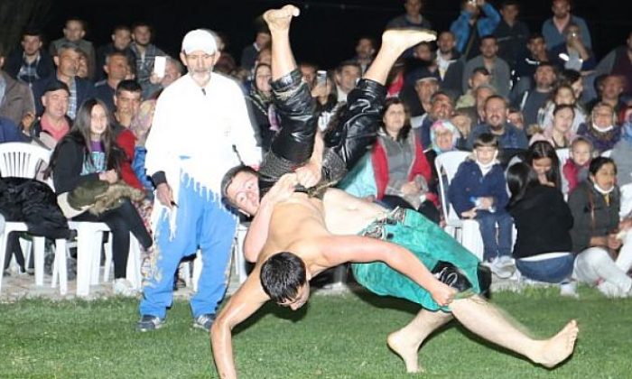 Sübeylidere Baş Pehlivanı Faruk Akkoyun Oldu
