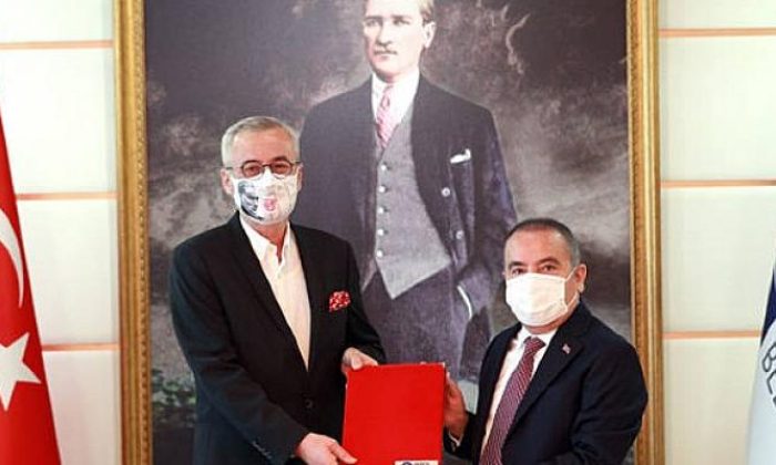 Başkan Böcek; ‘Herşey Antalyaspor’umuz için’