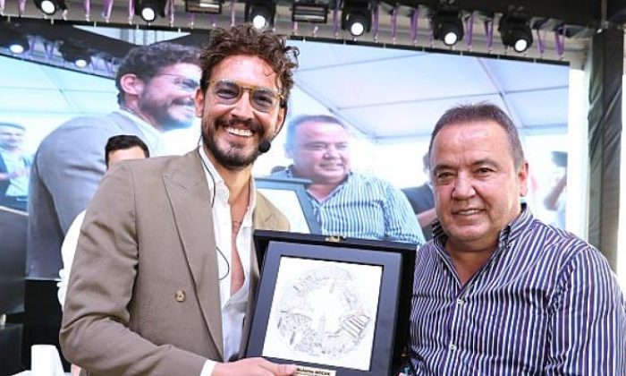 Başkan Böcek Food Fest’te Master Şeflerle buluştu