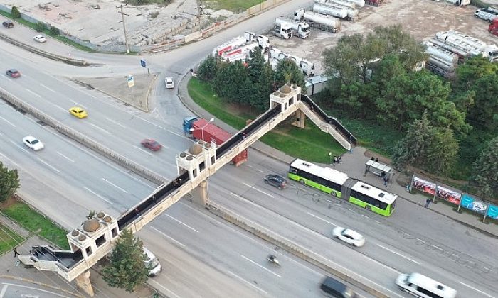 60 Konutlar ve Çenesuyu’na iki çağdaş üstgeçit
