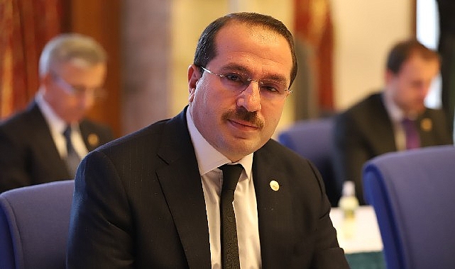 Ak Parti İzmir Milletvekili Kırkpınar; Diğer Öteki Telaffuzları Bırakıp, İzmir’in Problemlerini Çöz