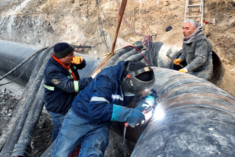 Bursa’da BUSKİ sınırların deplasesi için vakitle yarıştı