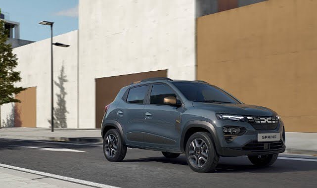 Dacia’da Elektrik İhtilalini Başlatan Spring Yeni Extreme Donanımı ve Motoruyla Birinci Kere Sahnede