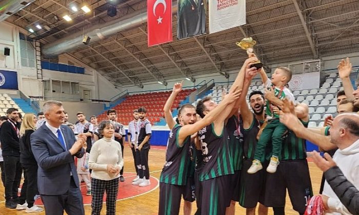 Değirmenderespor Basketbol Kadrosu Kocaeli Şampiyonu