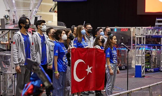 “Emoner Robotics” bu sefer “Charged-Up” teması üzerine yarışacak…