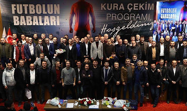 Futbolun babaları, alana çıkıyor