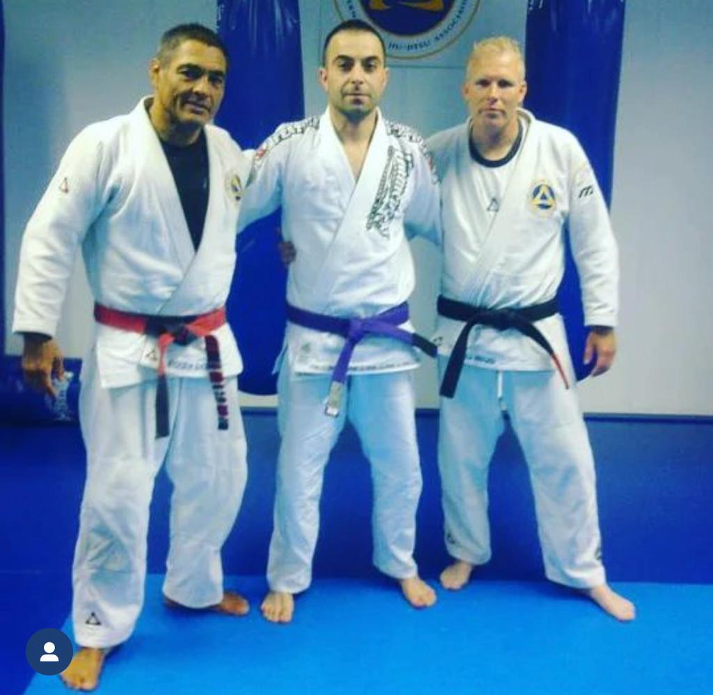 İbrahim Murat Gündüz’ ün Konuğu Jiu Jitsu’nun Önde Gelen İsimlerinden Kadir Eroğlu Altın Eldiven Ödülleri Gecesinde Ödül Alacak 2 jiu jit su haber 1