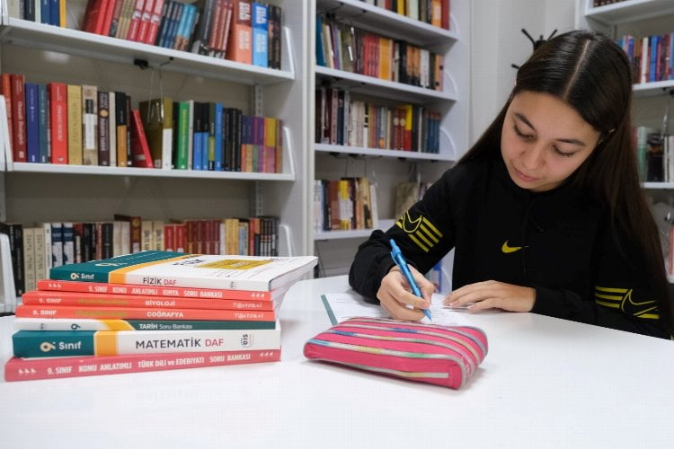 Kocaeli’nin kılavuz akademi lisesi