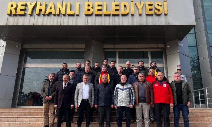 AK Parti Bursa idaresi Hatay’ı ziyaret etti