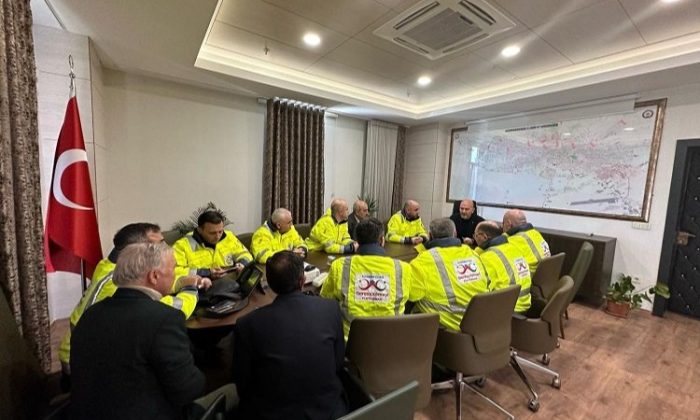 Azerbaycan’dan kardeşine sarsıntı ‘seferberliği’