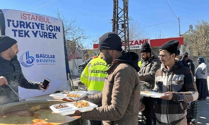 Bağcılar Belediyesi’nden sarsıntı bölgesinde 12 bin bireye 3 öğün sıcak yemek