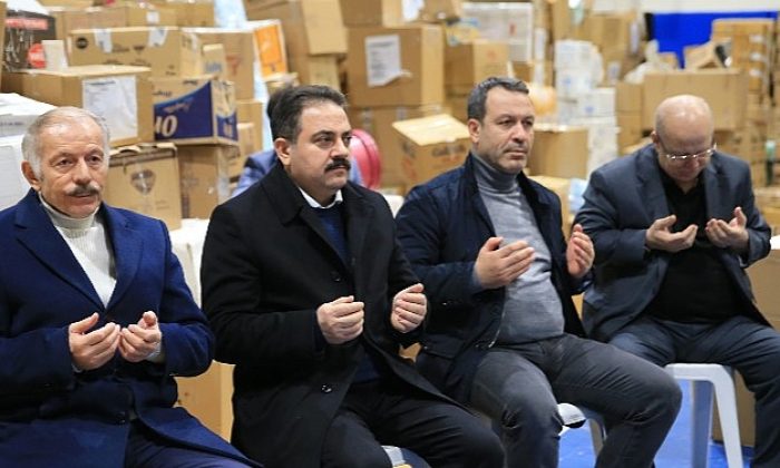 Bayrampaşa’da depremzedeler için Kur’an-ı Kerim okundu