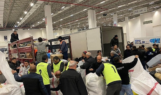 Beydağ’da yardım kampanyasına büyük dayanak, Beydağ’dan birinci yardım kamyonu yola çıktı