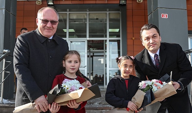 Depremzede Öğrencilerin Okul Muhtaçlıklarını Sivas Belediyesi Karşılayacak