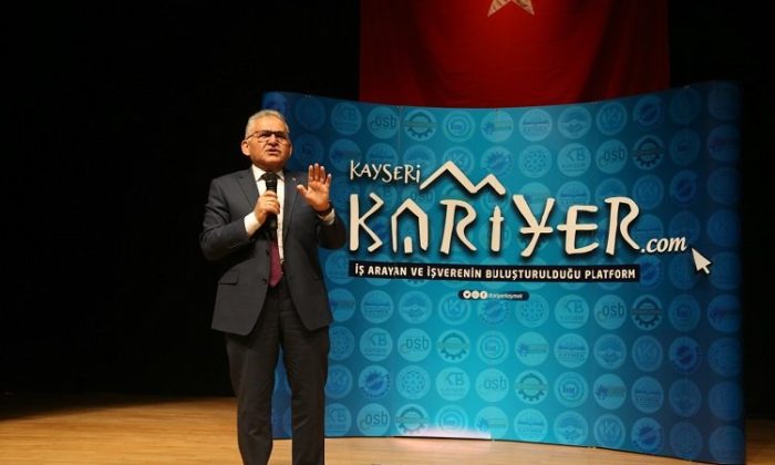 Depremzedelere Kayseri Meslek Merkezi’nden istihdam fırsatı