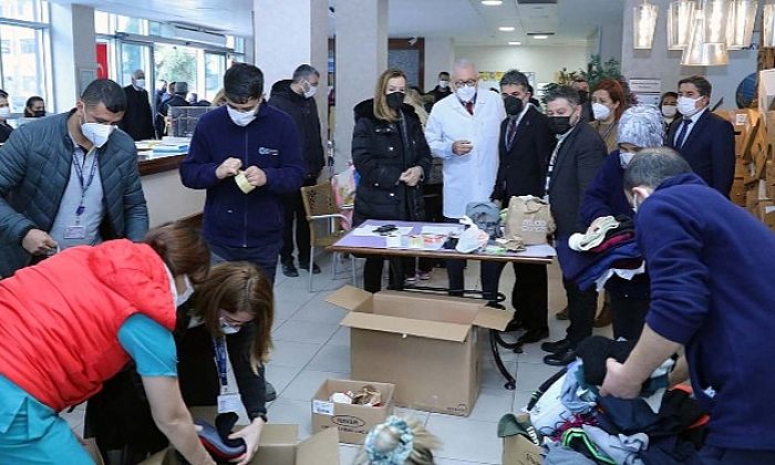 DEÜ’den Sarsıntı Bölgesine Yardım Eli: İkinci Takım Yola Çıktı