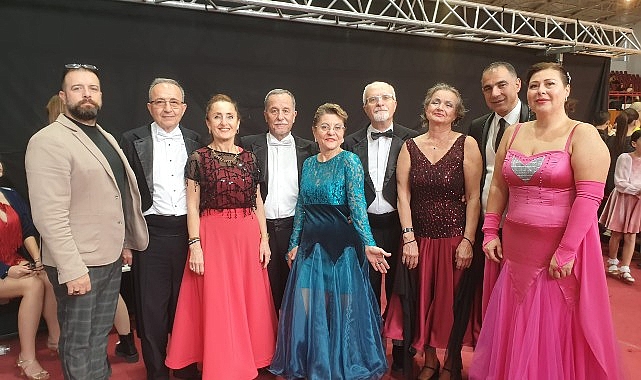 Etkin Yaşlı Merkezi Üyeleri dans müsabakasında 3’üncü oldu