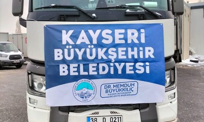 Kayseri Büyükşehir’den 40 tır yardım