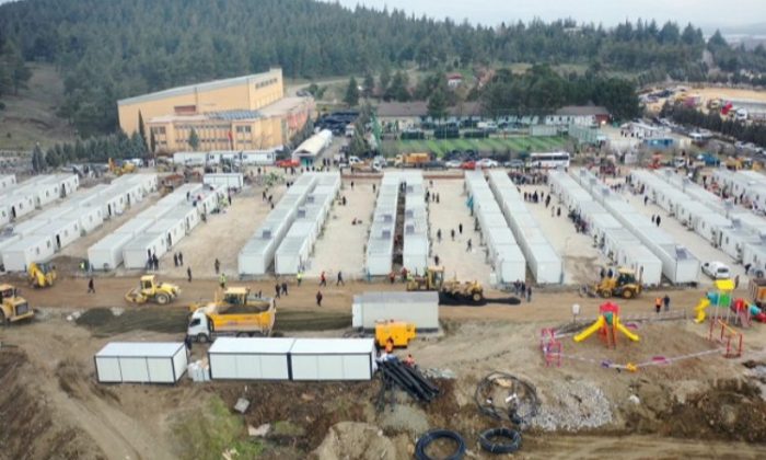 Kayseri Büyükşehir’den Kahramanmaraş’a konteyner kent