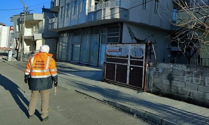 Keçiören Belediyesinin Uzman Takımları Hasar Tespit İçin Alanda