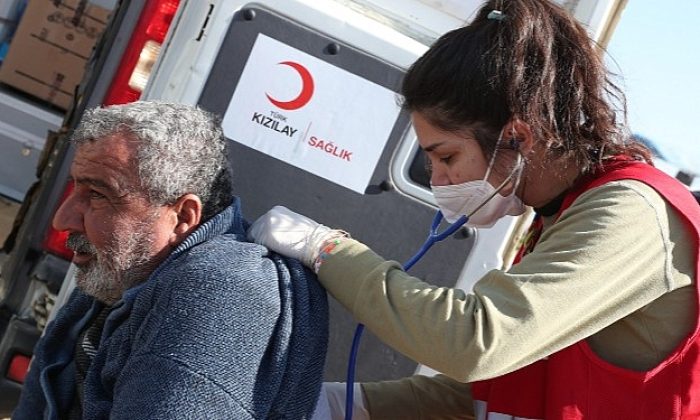 Kızılay Taşınabilir Sıhhat Araçları Birinci Gün 600 Depremzede’ye Ulaştı