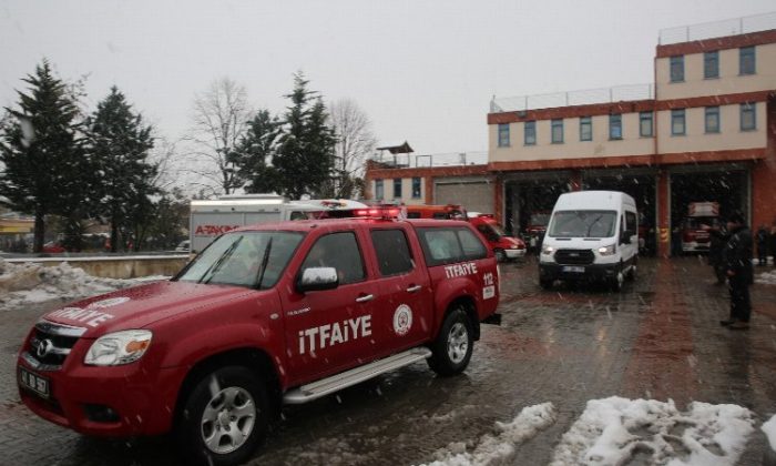 Kocaeli’den bölgeye takımlar gitmeye devam ediyor