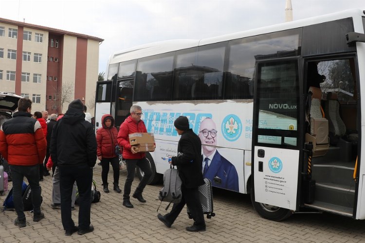Manisa sarsıntı bölgesine ulaşımı sağlıyor