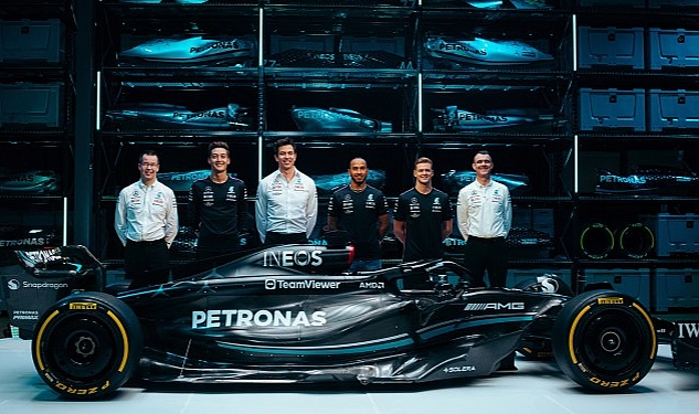 Mercedes-AMG PETRONAS F1 Takımı Yeni F1 Aracını Tanıttı!