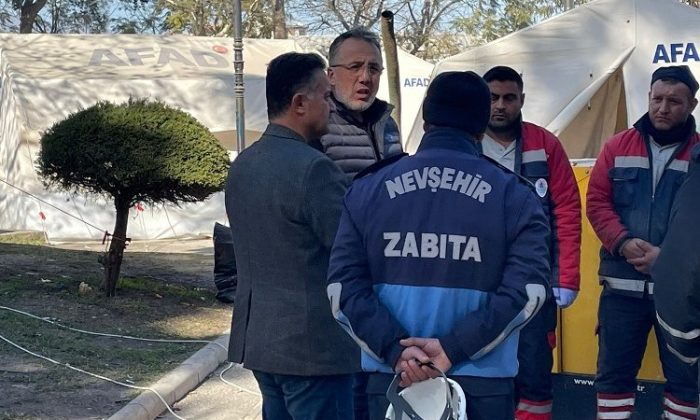 Nevşehir depremzedelerin yaralarını sarıyor